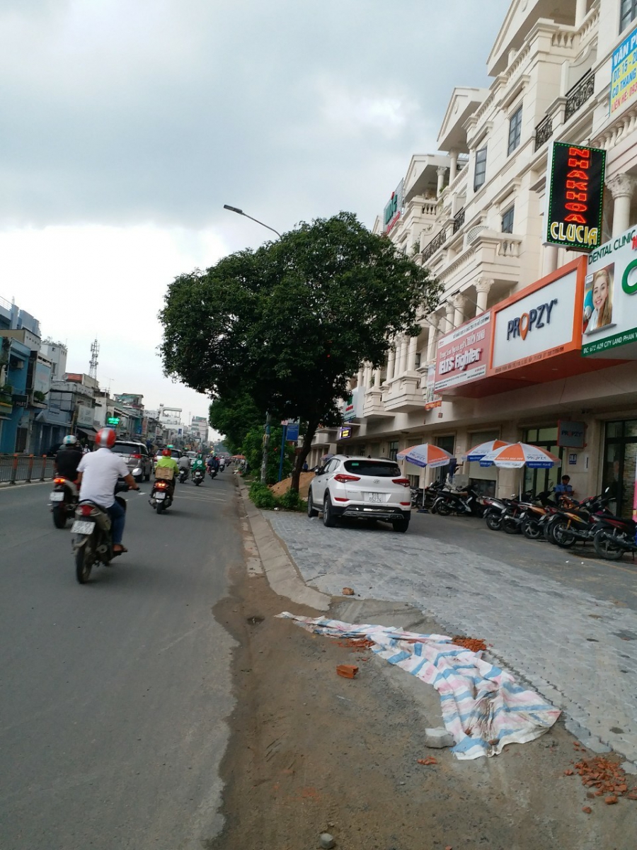 Giao nước khoáng lavie CiTyLand Phan Văn Trị Quận Gò Vấp >>> 028. 66 591 591